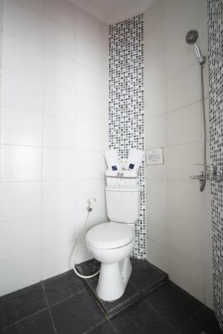 Dparagon Pamela 3 Hostel Γιογκιακάρτα Εξωτερικό φωτογραφία